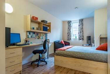1 bed studio, Lichfield Street, City Centre, Wolverhampton, WV11EQ - Image 1